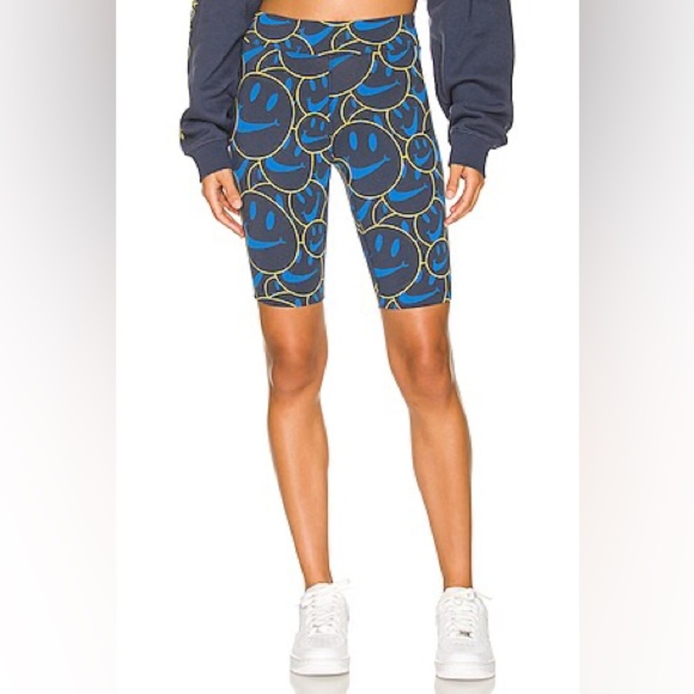 Nike Smile Bike Shorts Size Small